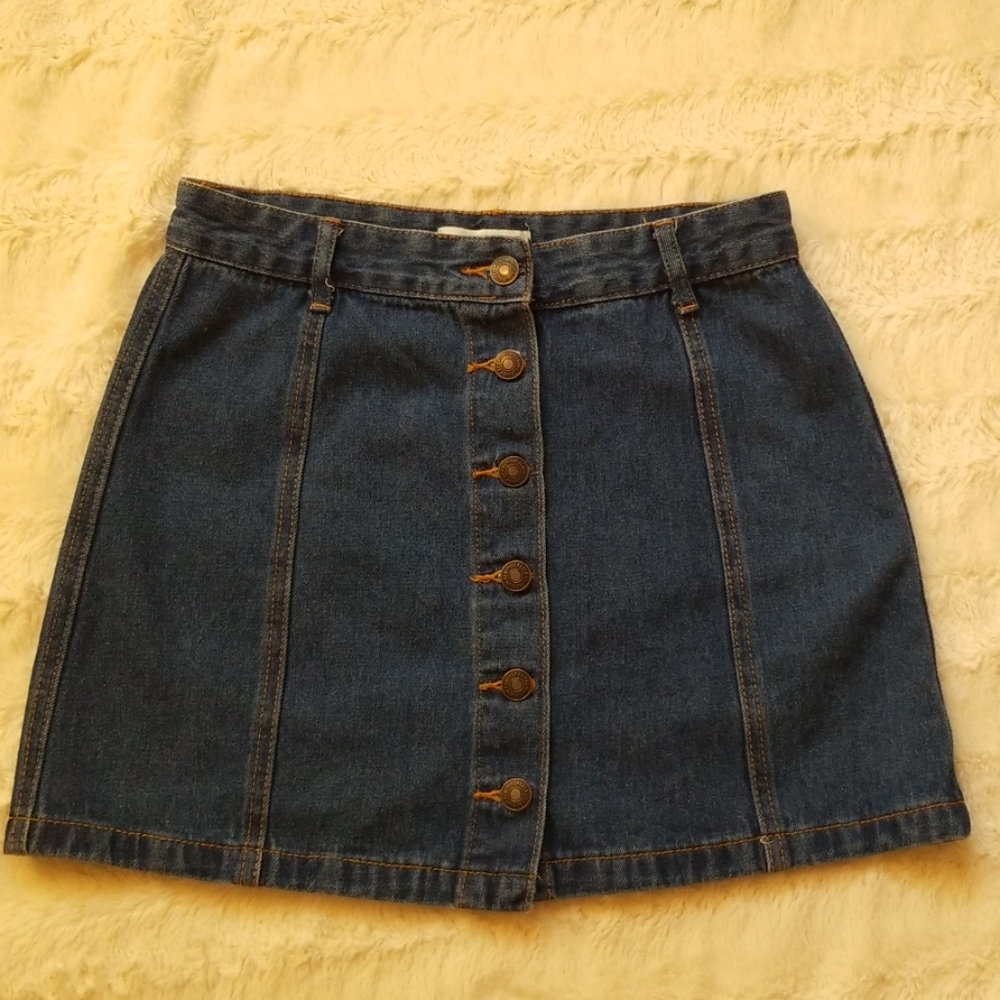 F21 DENIM MINI/MIDI BUTTON UP SKIRT